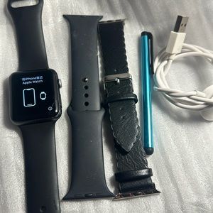 Apple Watch Gen 3 Read description !!